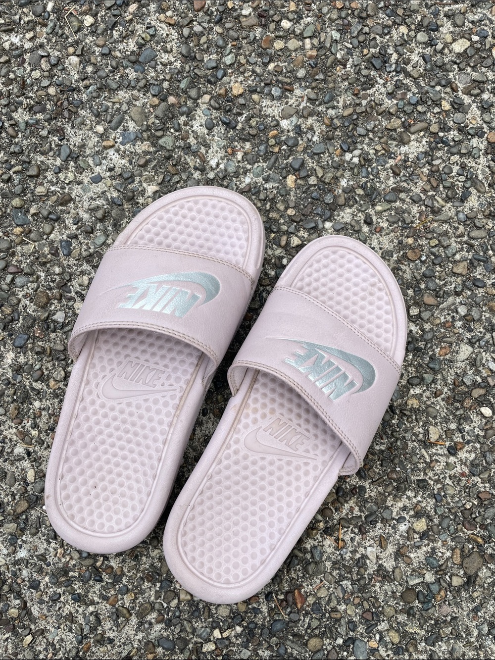 Nike slides